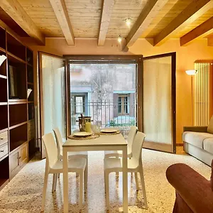 Ca' Tintoretto Holiday home